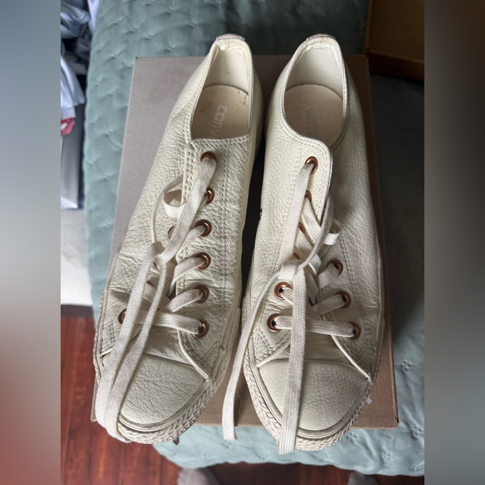 Converse Cream Textured Lace-Up Sneakers